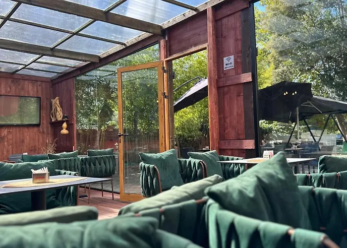 Arcadia Garden * Tirana